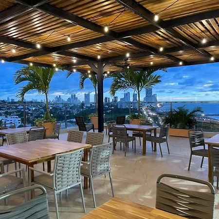 Hotel Wyndham Garden Cartagena  Exterior foto