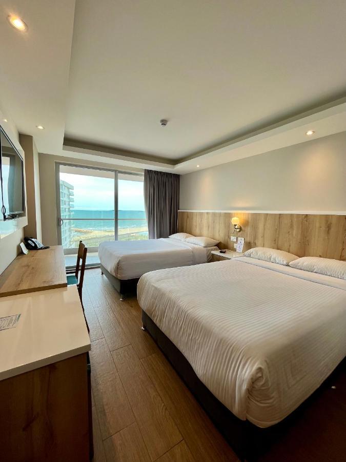 Hotel Wyndham Garden Cartagena  Exterior foto